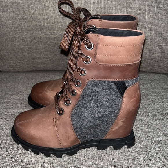 SOREL Lexie Wedge-Heel Leather Boots Brown
Size 5 - Picture 4 of 10